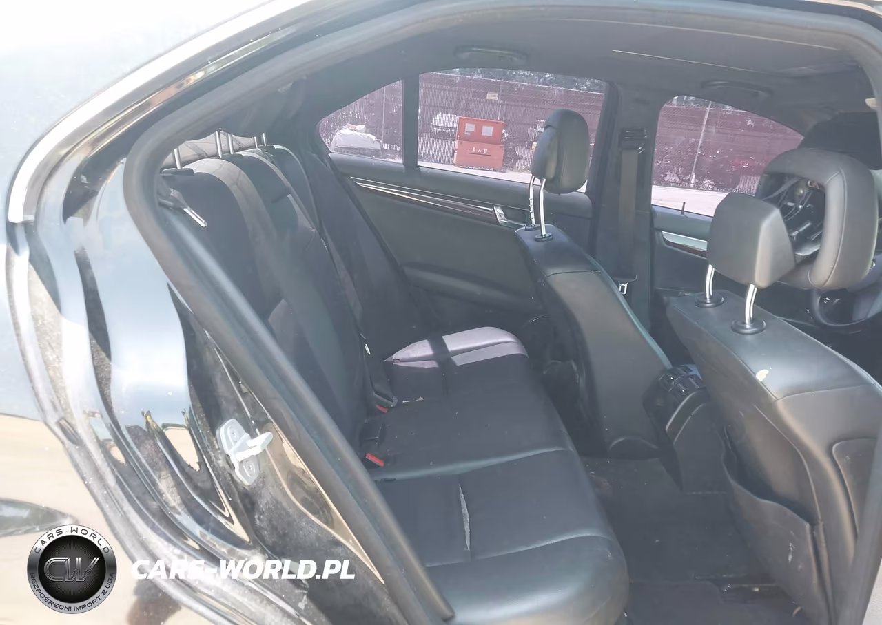 2011 Mercedes-Benz C 300 Sport 4Matic VIN:WDDGF8BBXBF643231 - 8