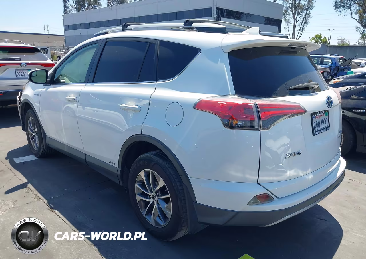 2018 Toyota Rav4 Hybrid Xle VIN:JTMRJREVXJD180207 - 3