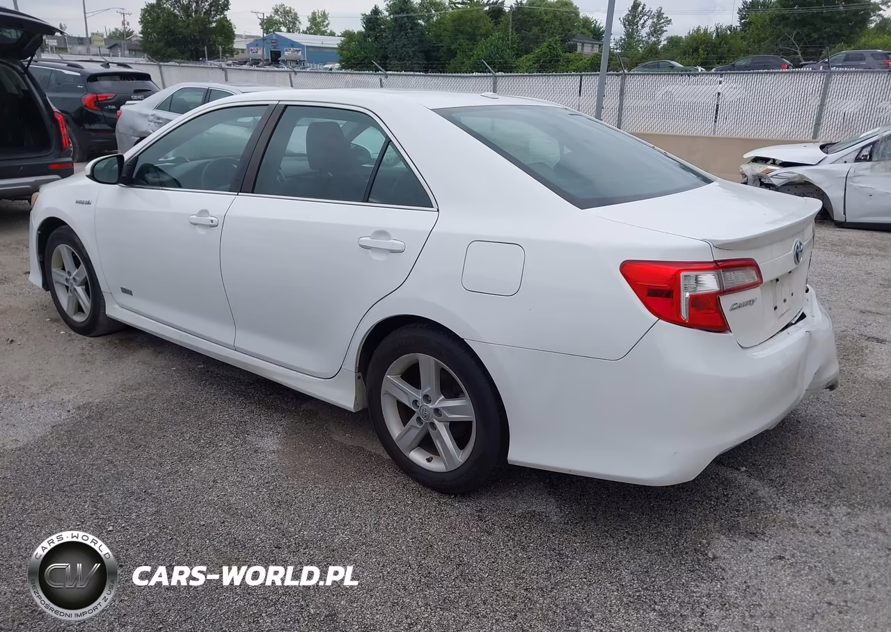 2014 Toyota Camry Hybrid Se Limited Edition VIN:4T1BD1FK6EU133580 - 3