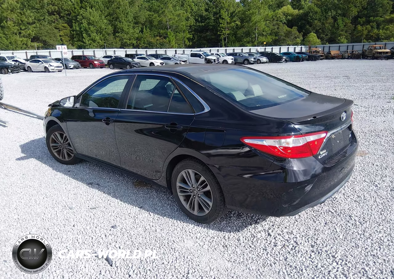 2015 Toyota Camry Se VIN:4T1BF1FK7FU009023 - 3