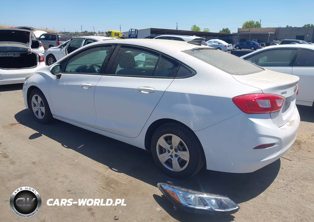 2016 Chevrolet Cruze Ls Auto VIN:1G1BC5SM7G7258622 - 3
