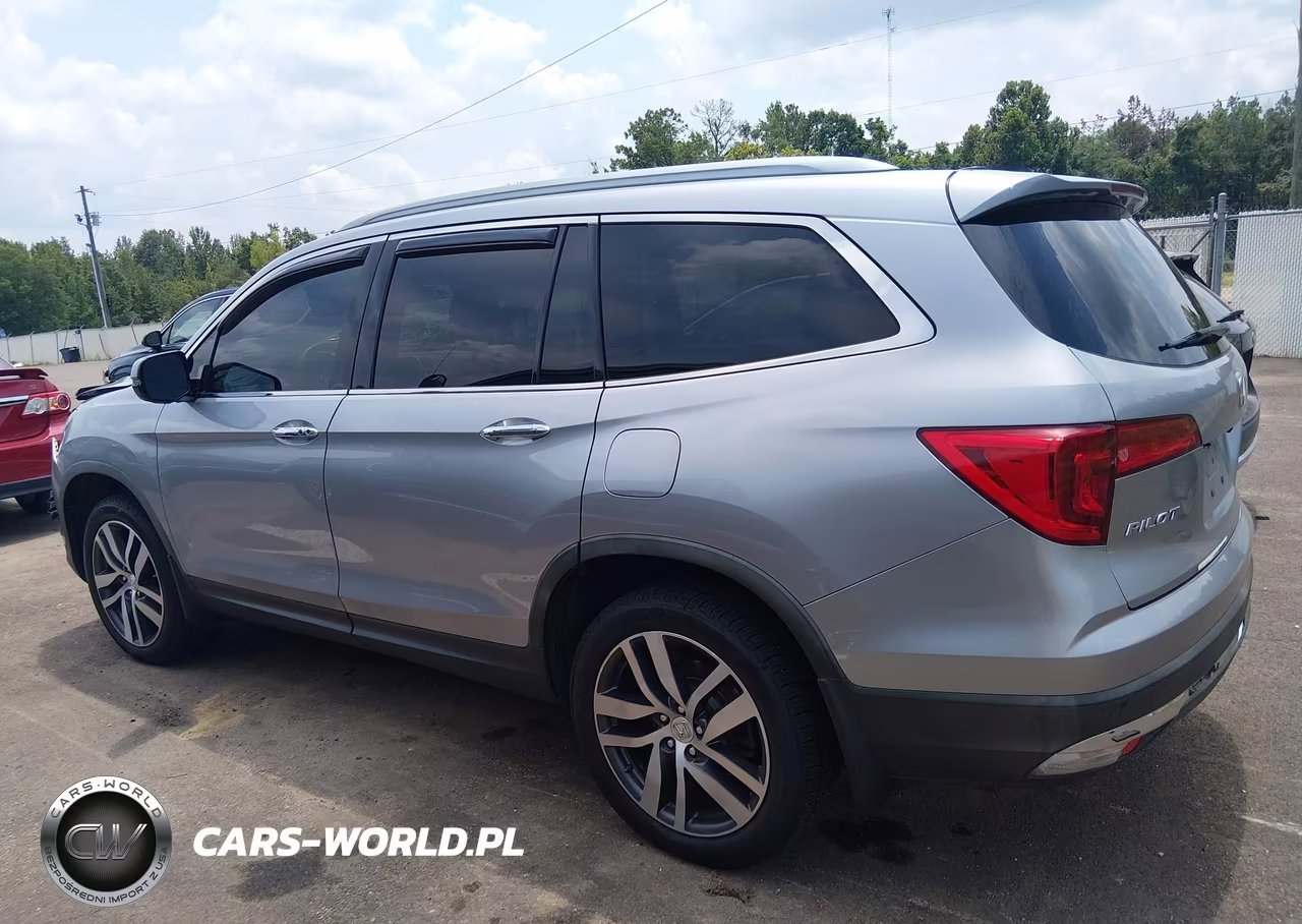 2017 Honda Pilot Elite VIN:5FNYF6H02HB073781 - 14