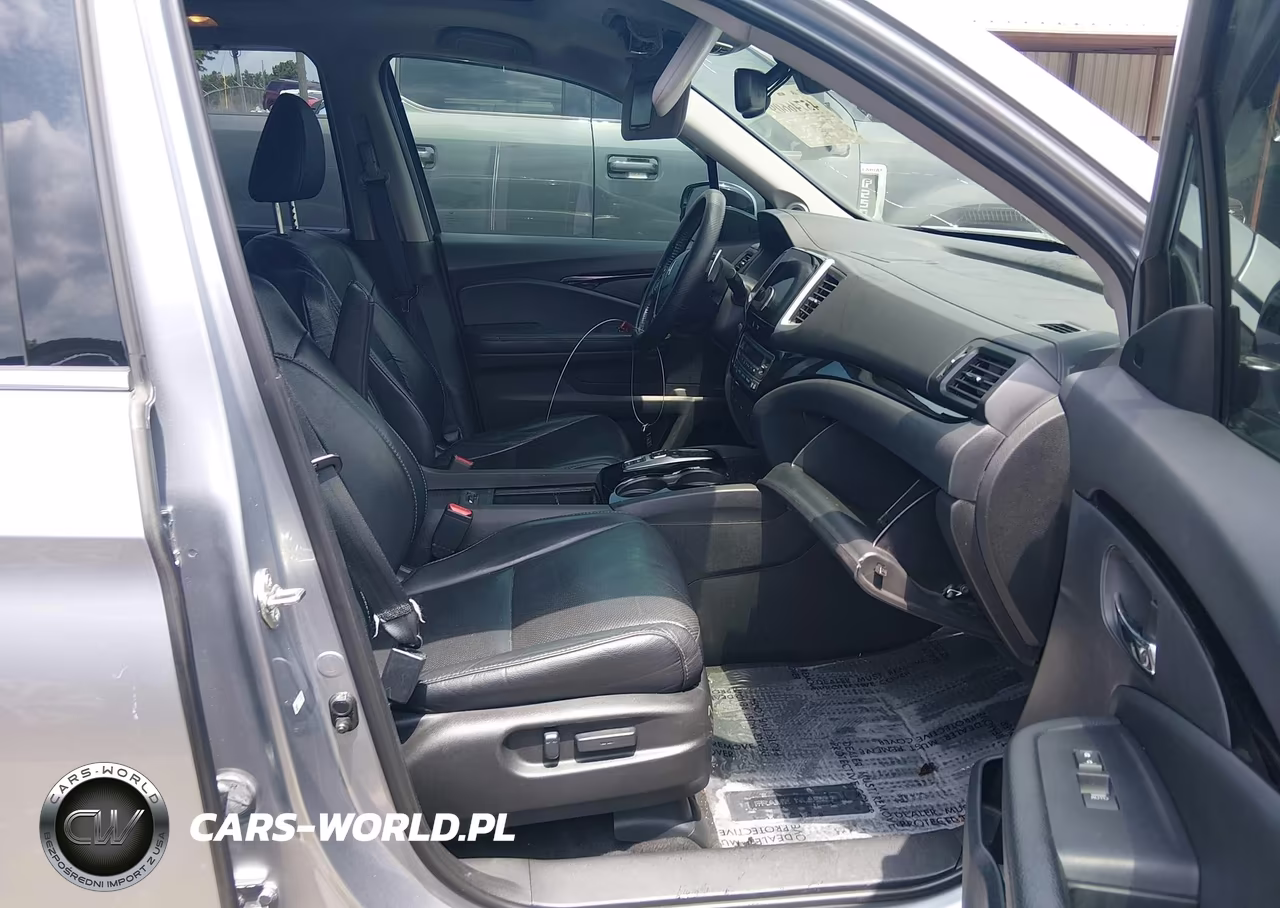2017 Honda Pilot Elite VIN:5FNYF6H02HB073781 - 5