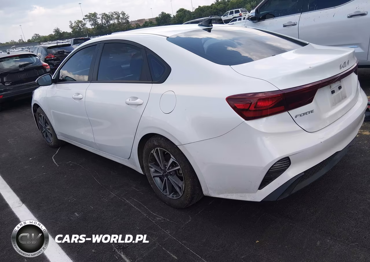 2024 Kia Forte Lxs VIN:3KPF24AD6RE778224 - 3