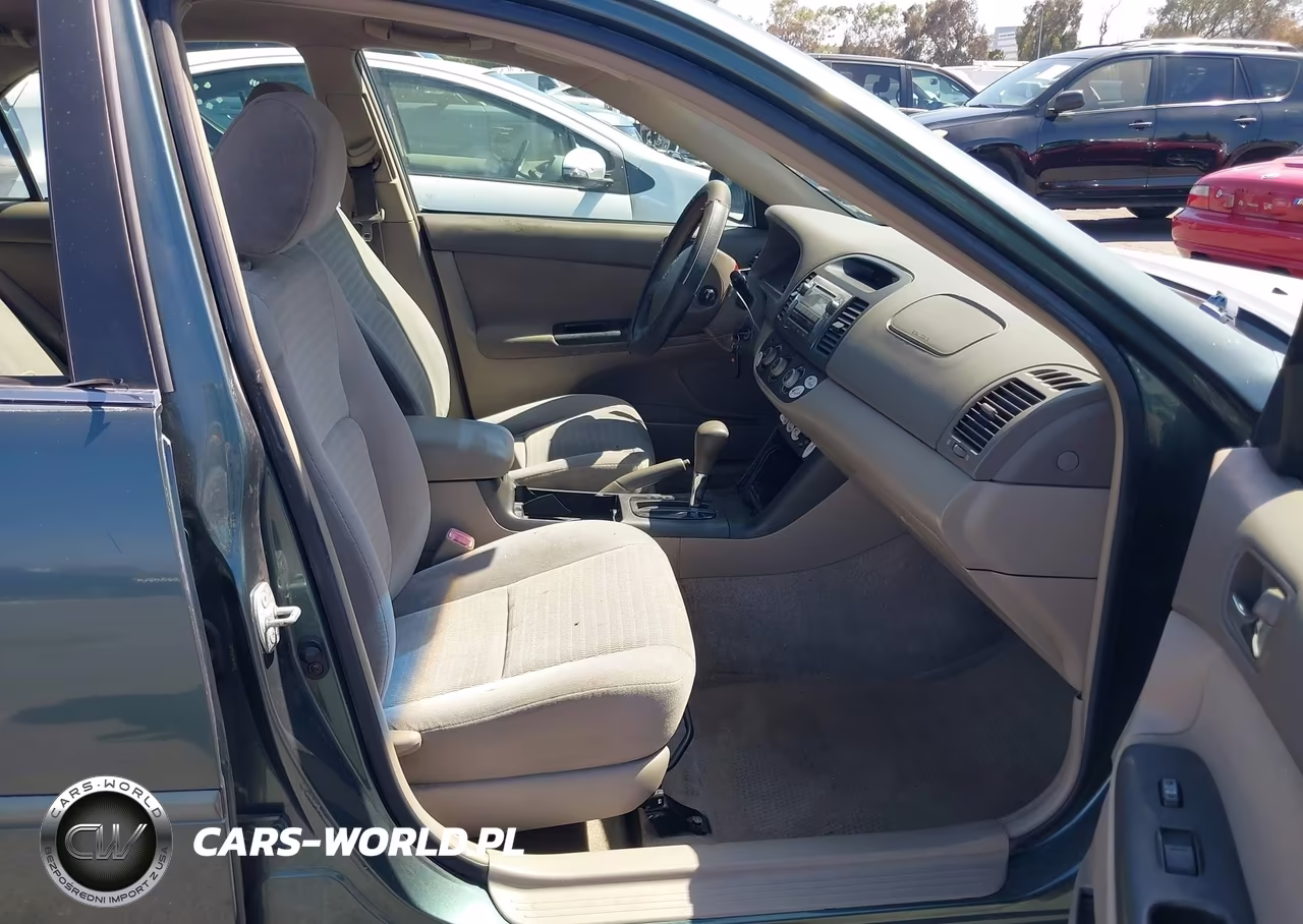 2005 Toyota Camry Le VIN:4T1BE32KX5U067291 - 5