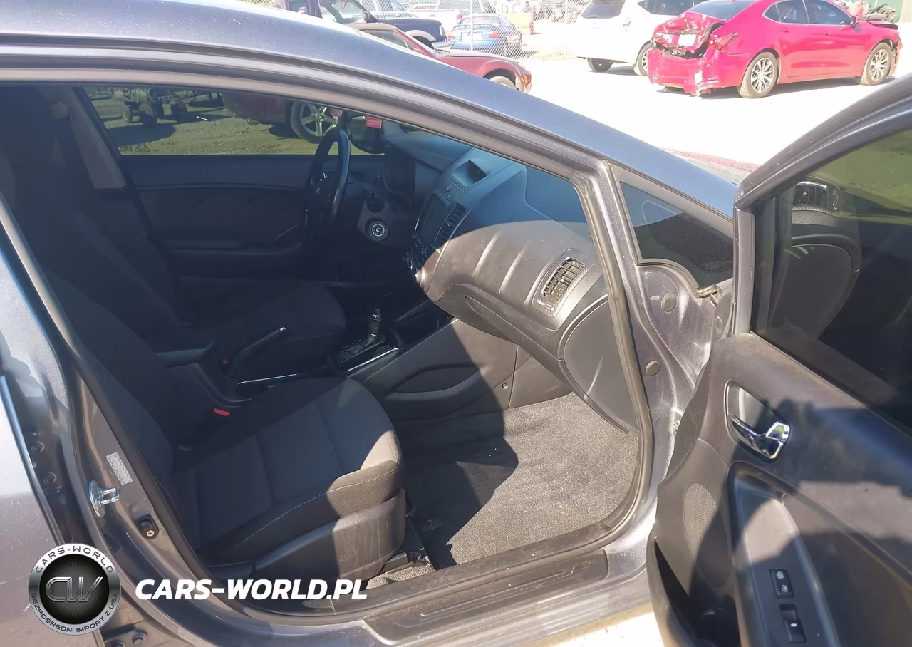 2017 Kia Forte S VIN:3KPFL4A72HE060627 - 5