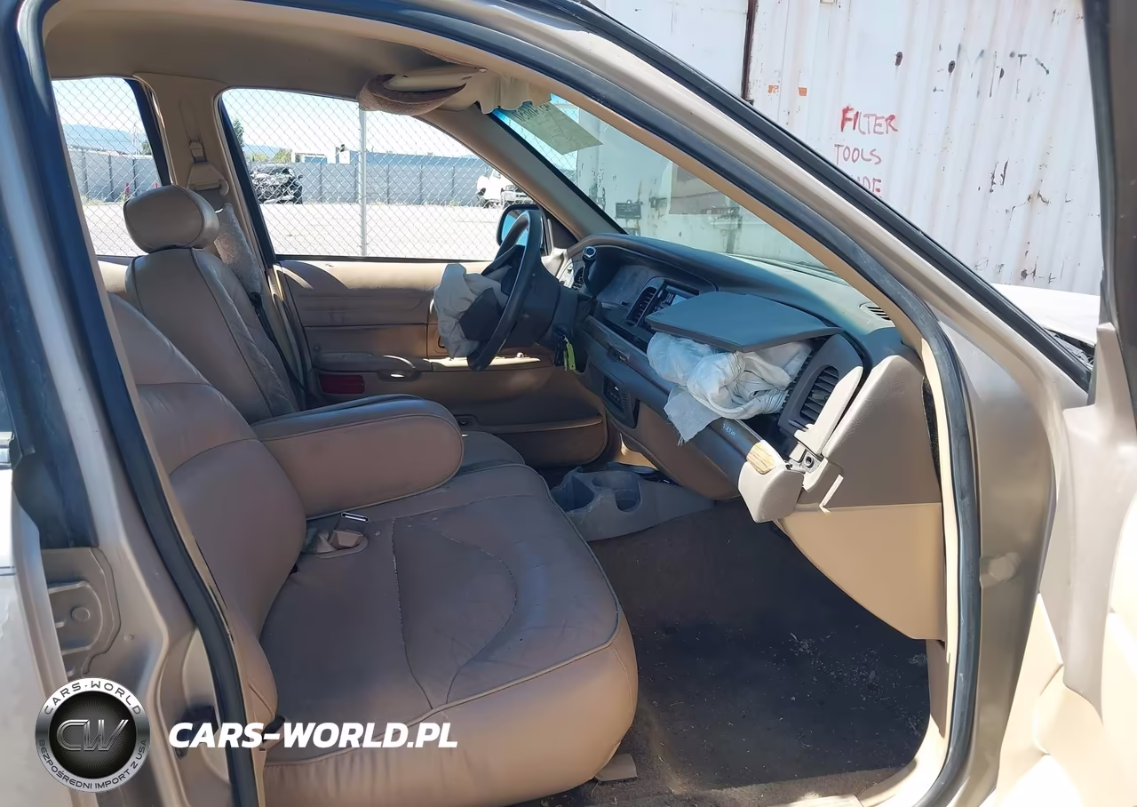 1997 Ford Crown Victoria Lx VIN:2FALP74W5VX104417 - 5