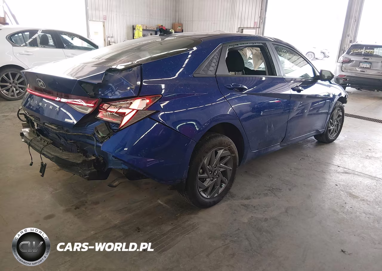 2024 Hyundai Elantra Hybrid Blue VIN:KMHLM4DJ6RU103615 - 4