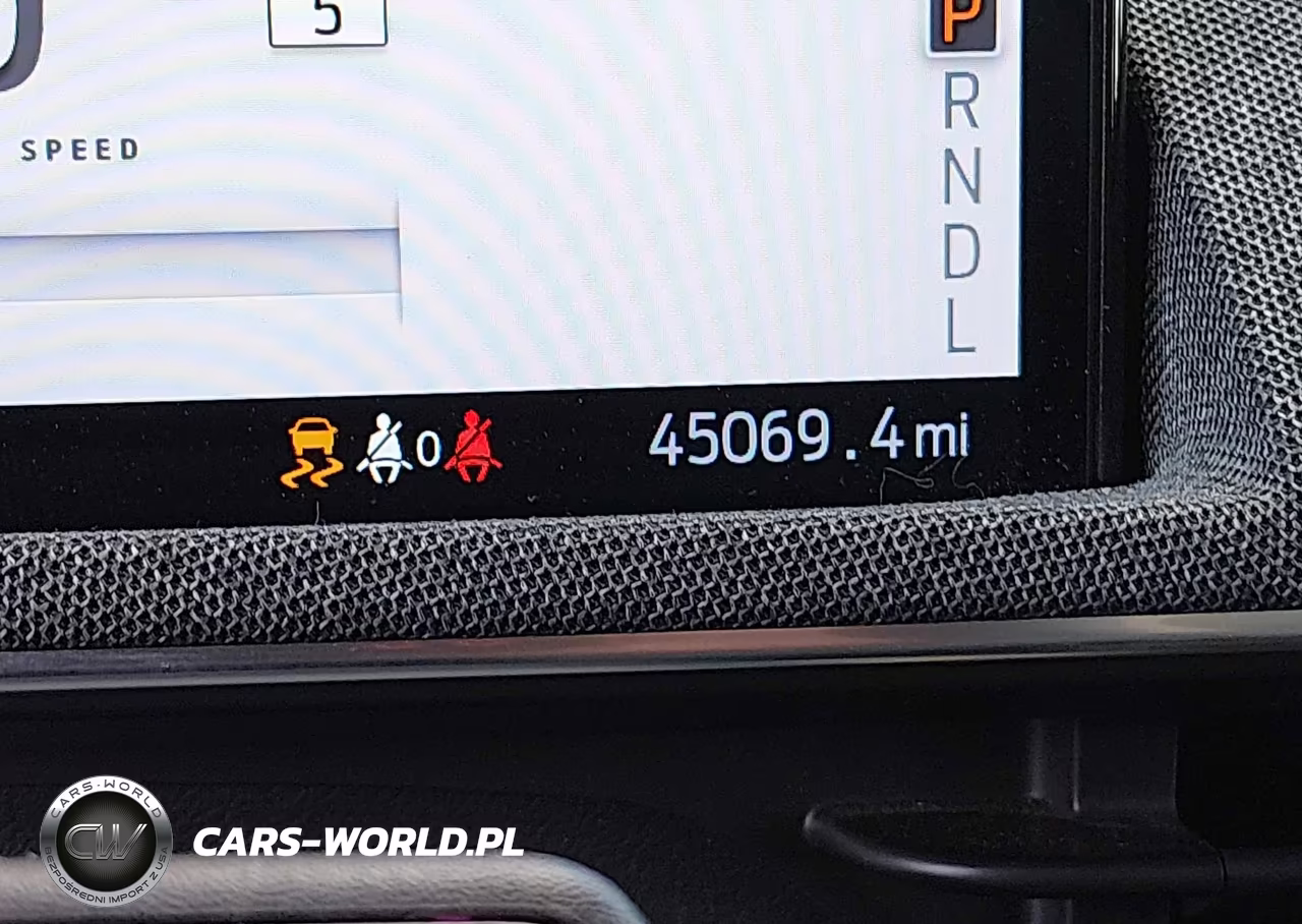 2021 Ford Mustang Mach-E Premium VIN:3FMTK3R72MMA03120 - 16