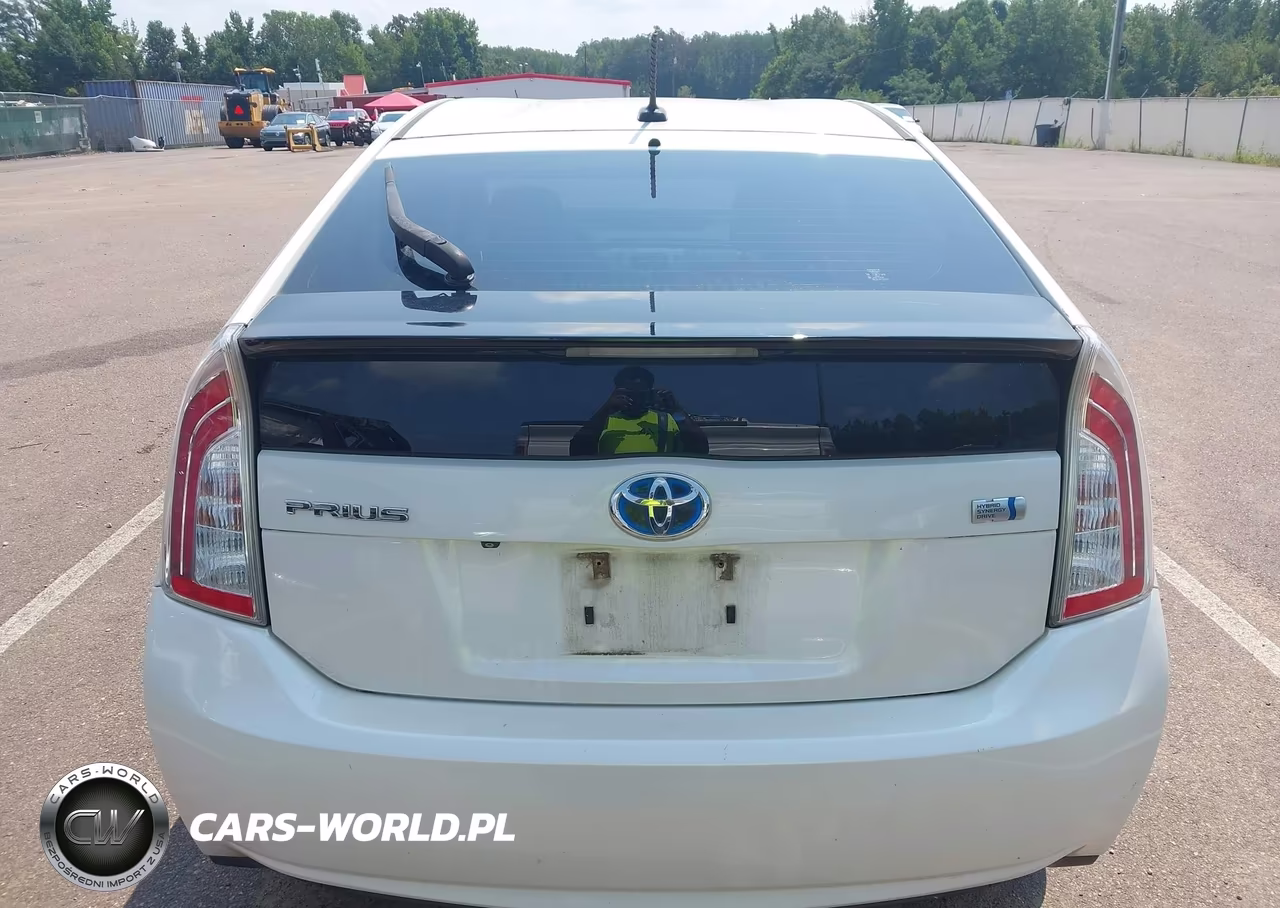 2012 Toyota Prius Three VIN:JTDKN3DU7C5483759 - 16