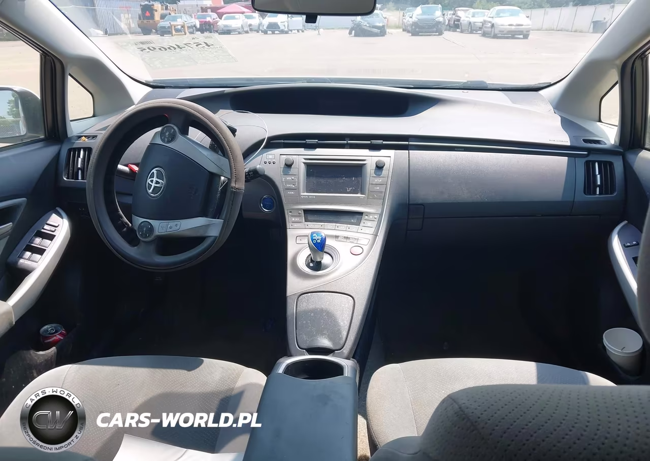 2012 Toyota Prius Three VIN:JTDKN3DU7C5483759 - 17