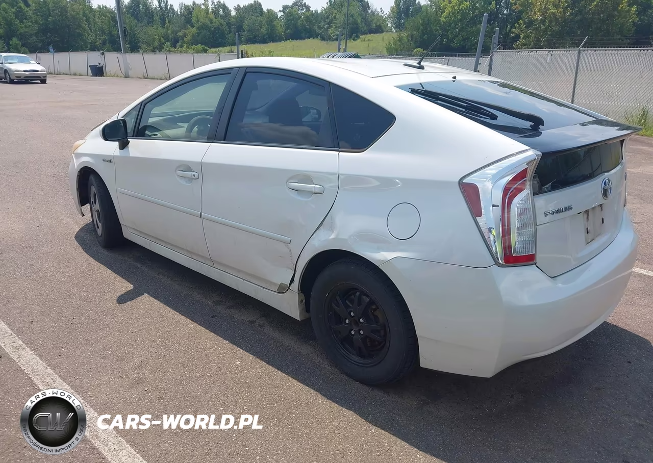 2012 Toyota Prius Three VIN:JTDKN3DU7C5483759 - 3