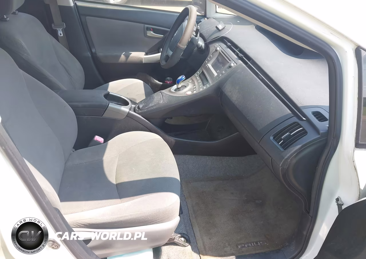 2012 Toyota Prius Three VIN:JTDKN3DU7C5483759 - 5
