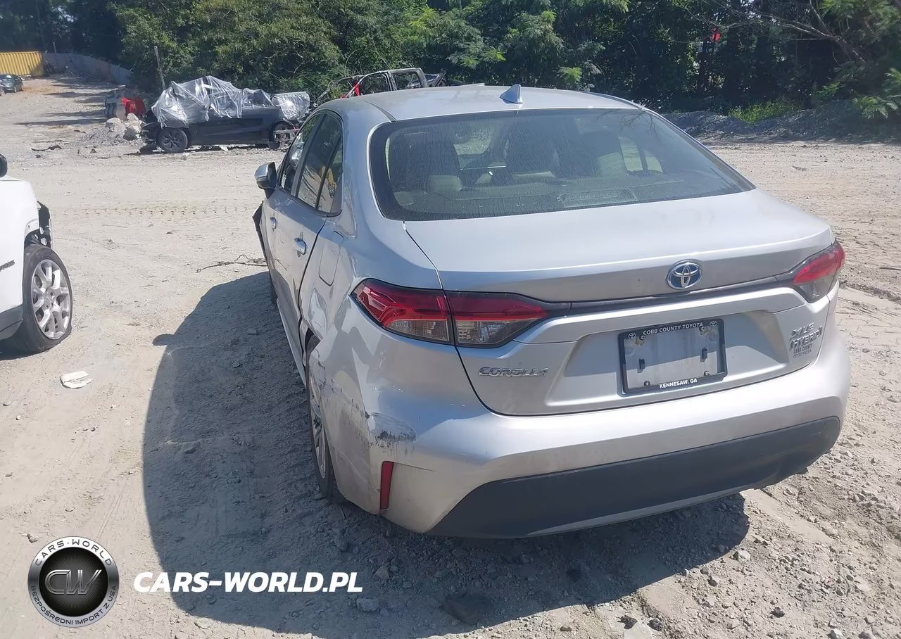 2024 Toyota Corolla Hybrid Xle VIN:JTDBCMFE9RJ027702 - 3