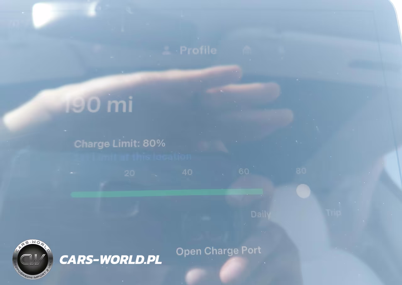 2023 Tesla Model Y Awd-Long Range Dual Motor All-Wheel Drive VIN:7SAYGDEE2PA188204 - 18