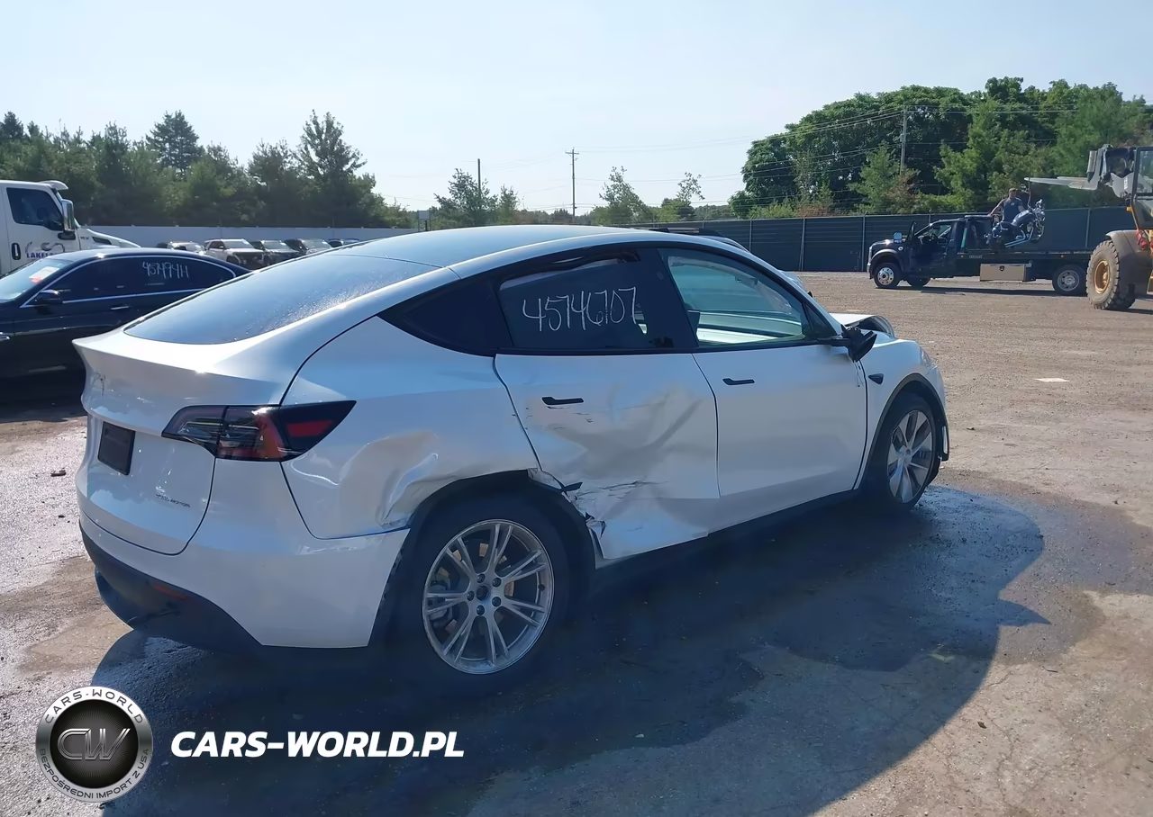 2023 Tesla Model Y Awd-Long Range Dual Motor All-Wheel Drive VIN:7SAYGDEE2PA188204 - 4
