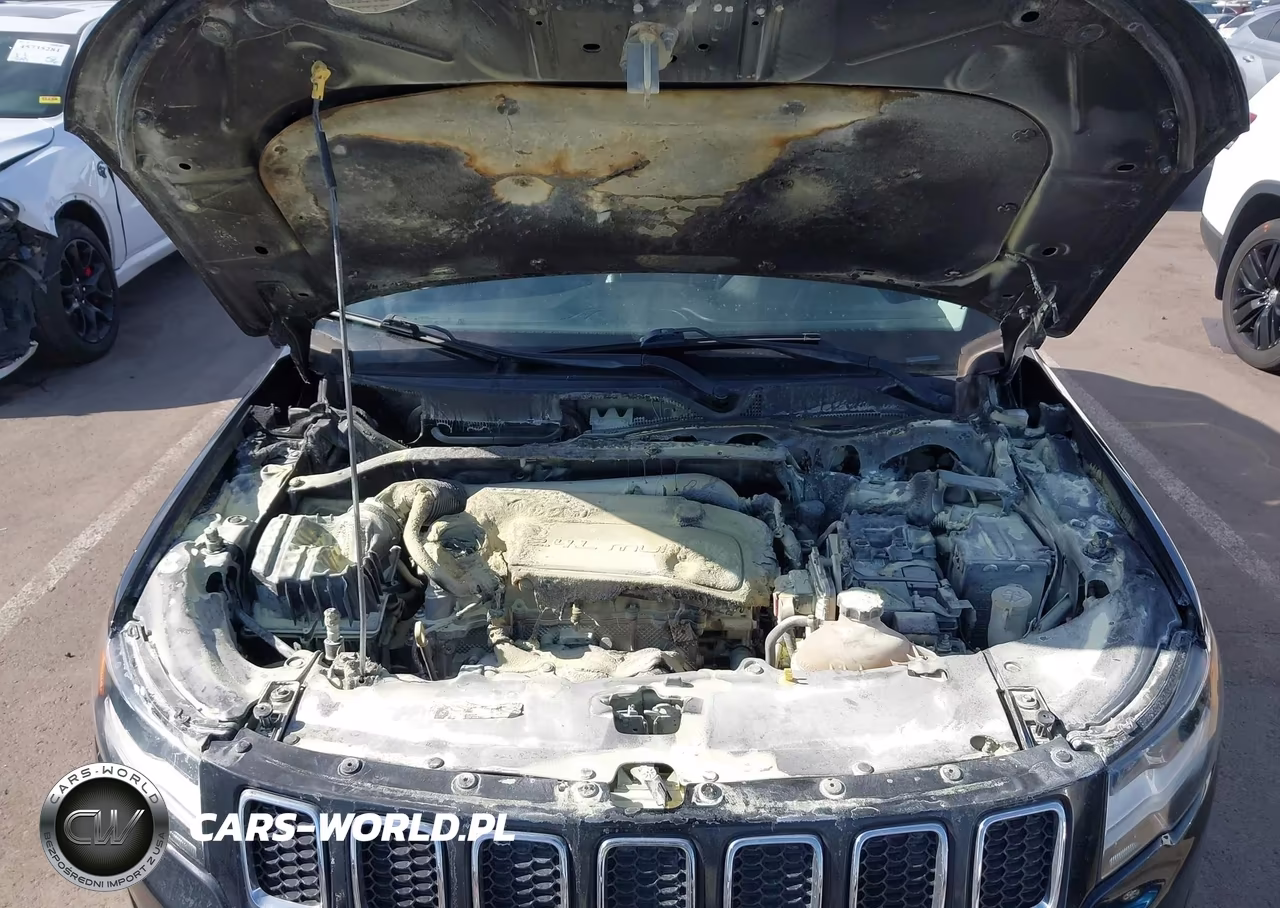 2018 Jeep Compass Limited 4X4 VIN:3C4NJDCB2JT334008 - 6