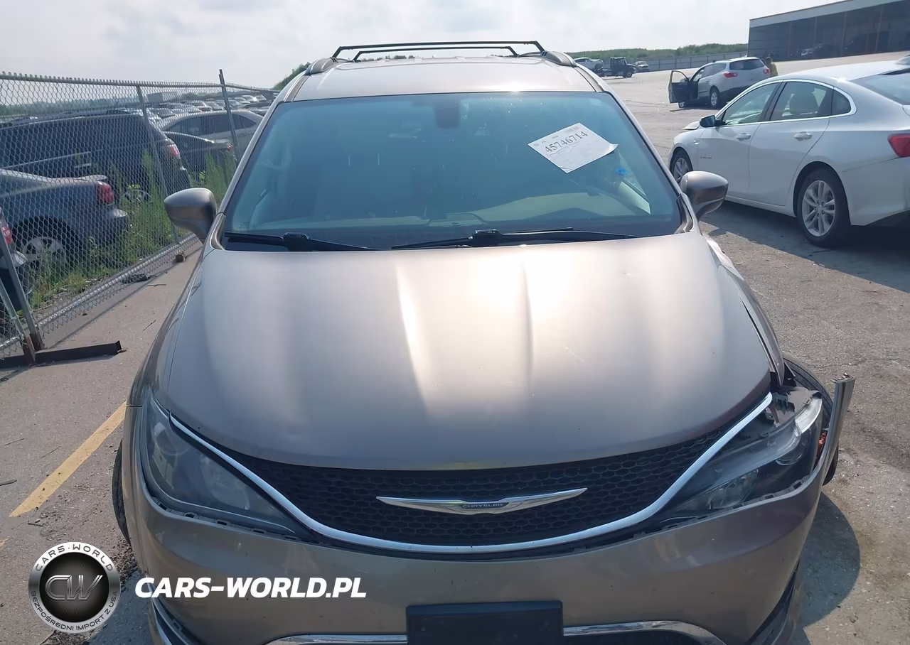 2017 Chrysler Pacifica Touring-L VIN:2C4RC1BG1HR752323 - 12