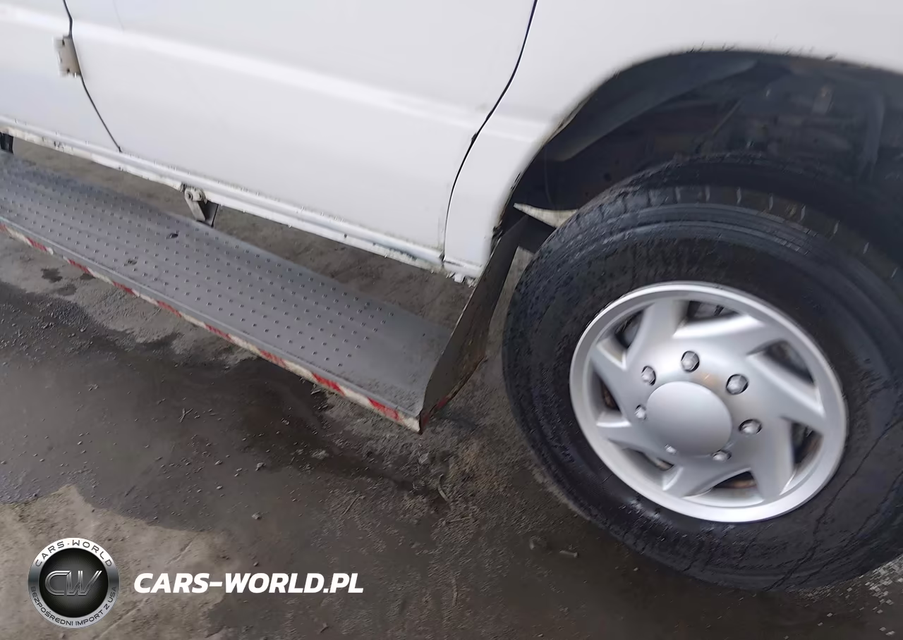 2012 Ford E-250 Commercial VIN:1FTNS2EWXCDB31166 - 6