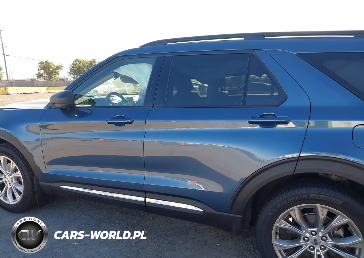2020 Ford Explorer Xlt VIN:1FMSK8DH8LGC10080 - 17