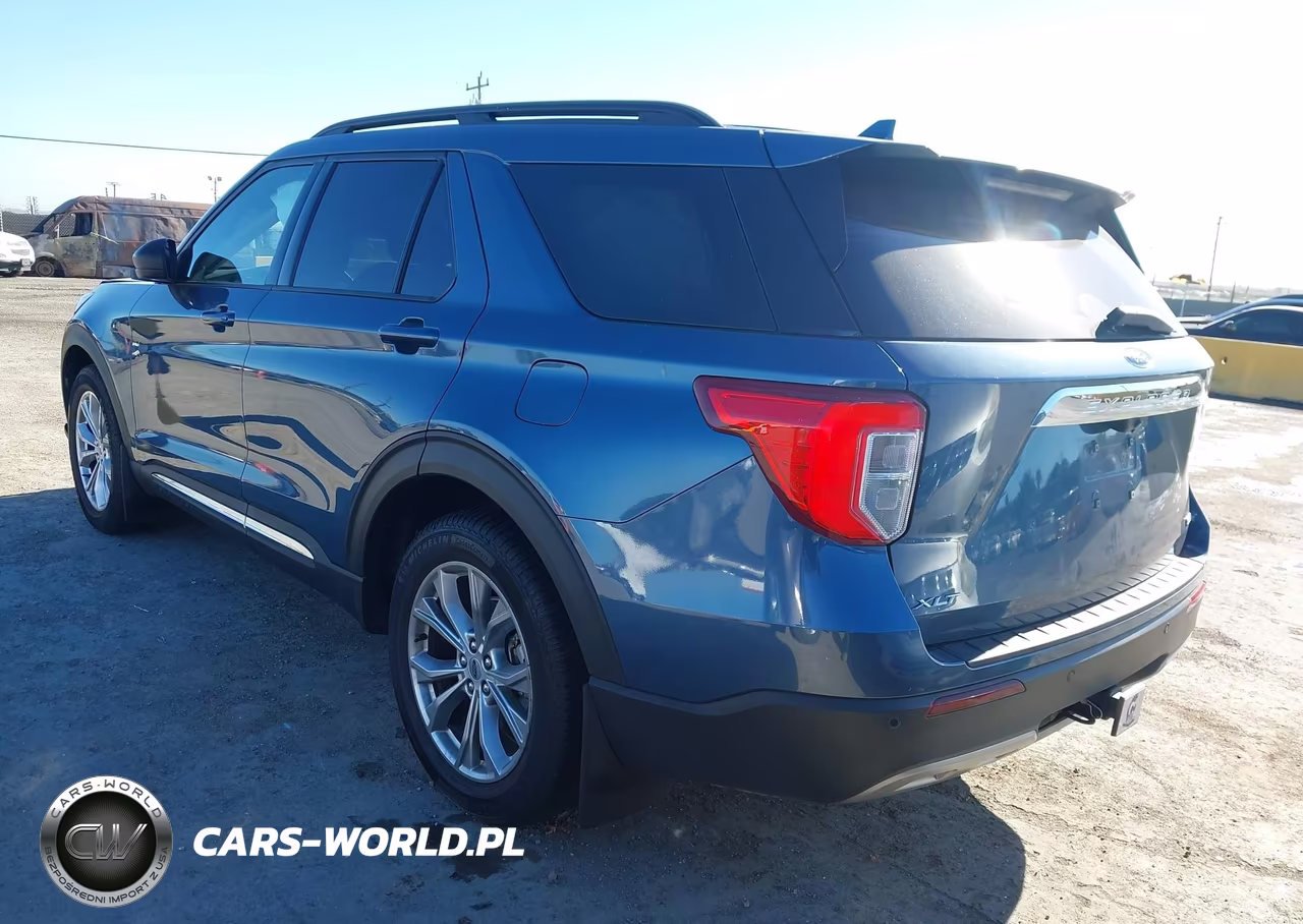 2020 Ford Explorer Xlt VIN:1FMSK8DH8LGC10080 - 3