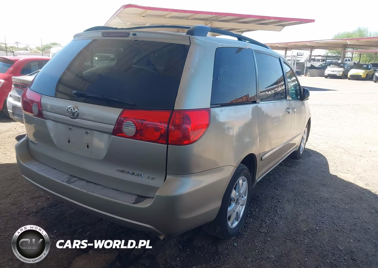 2007 Toyota Sienna Le VIN:5TDZK23C97S012982 - 4