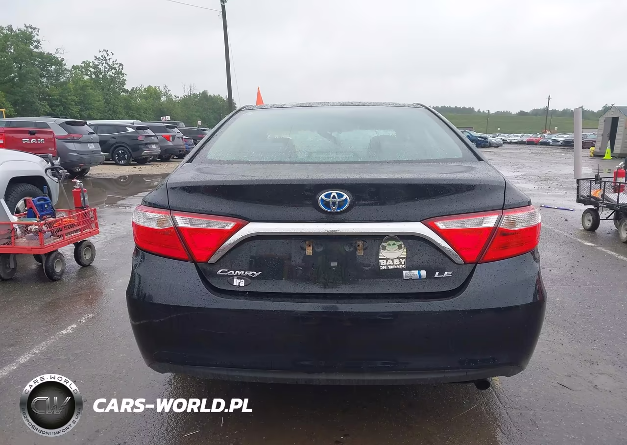 2015 Toyota Camry Hybrid Le VIN:4T1BD1FK2FU176279 - 16