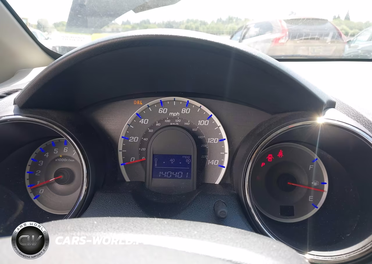 2012 Honda Fit Sport VIN:JHMGE8H50CC022404 - 7