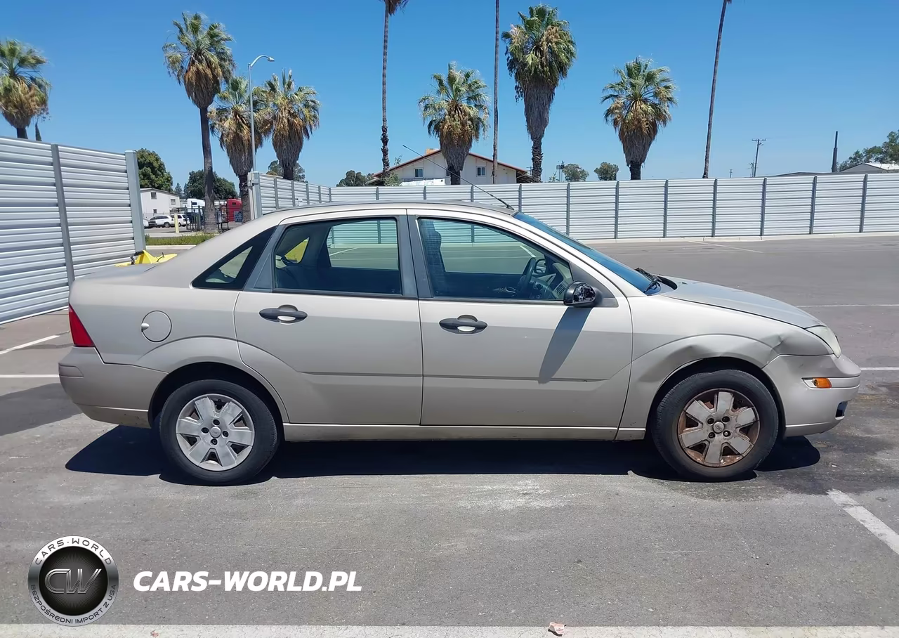 2007 Ford Focus S-Se-Ses VIN:1FAFP34NX7W293917 - 13