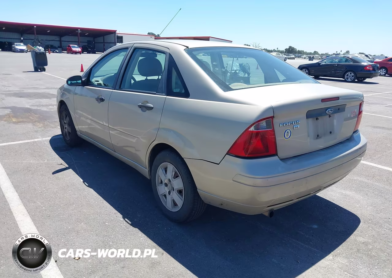 2007 Ford Focus S-Se-Ses VIN:1FAFP34NX7W293917 - 3