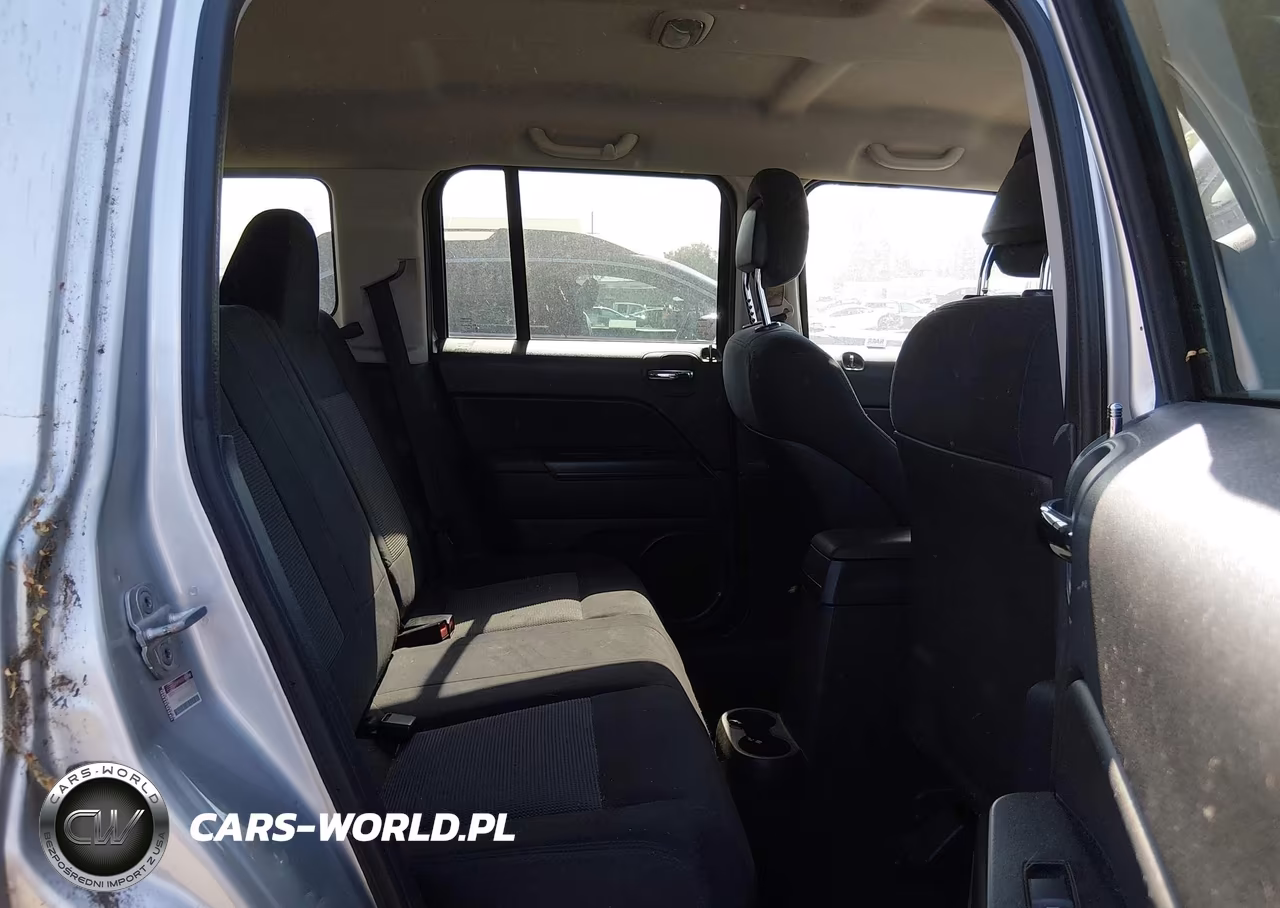 2011 Jeep Patriot Sport VIN:1J4NT1GA0BD235747 - 8