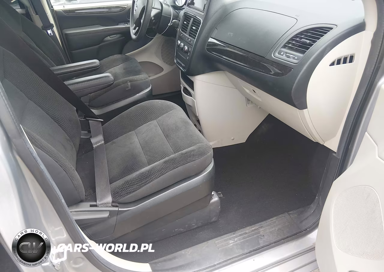 2019 Dodge Grand Caravan Se VIN:2C4RDGBG3KR683951 - 5