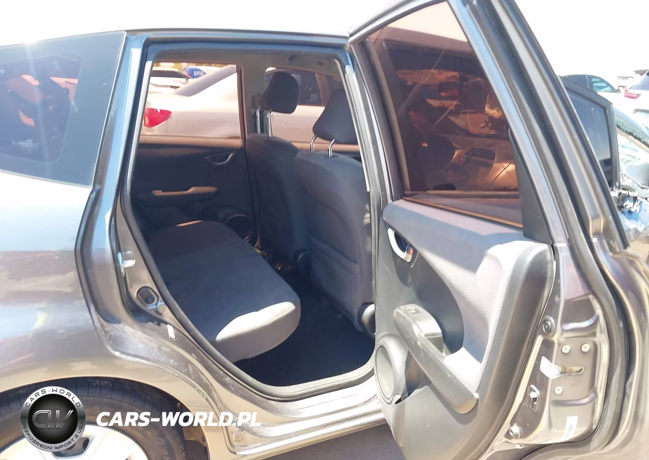 2013 Honda Fit VIN:JHMGE8H30DC056746 - 8