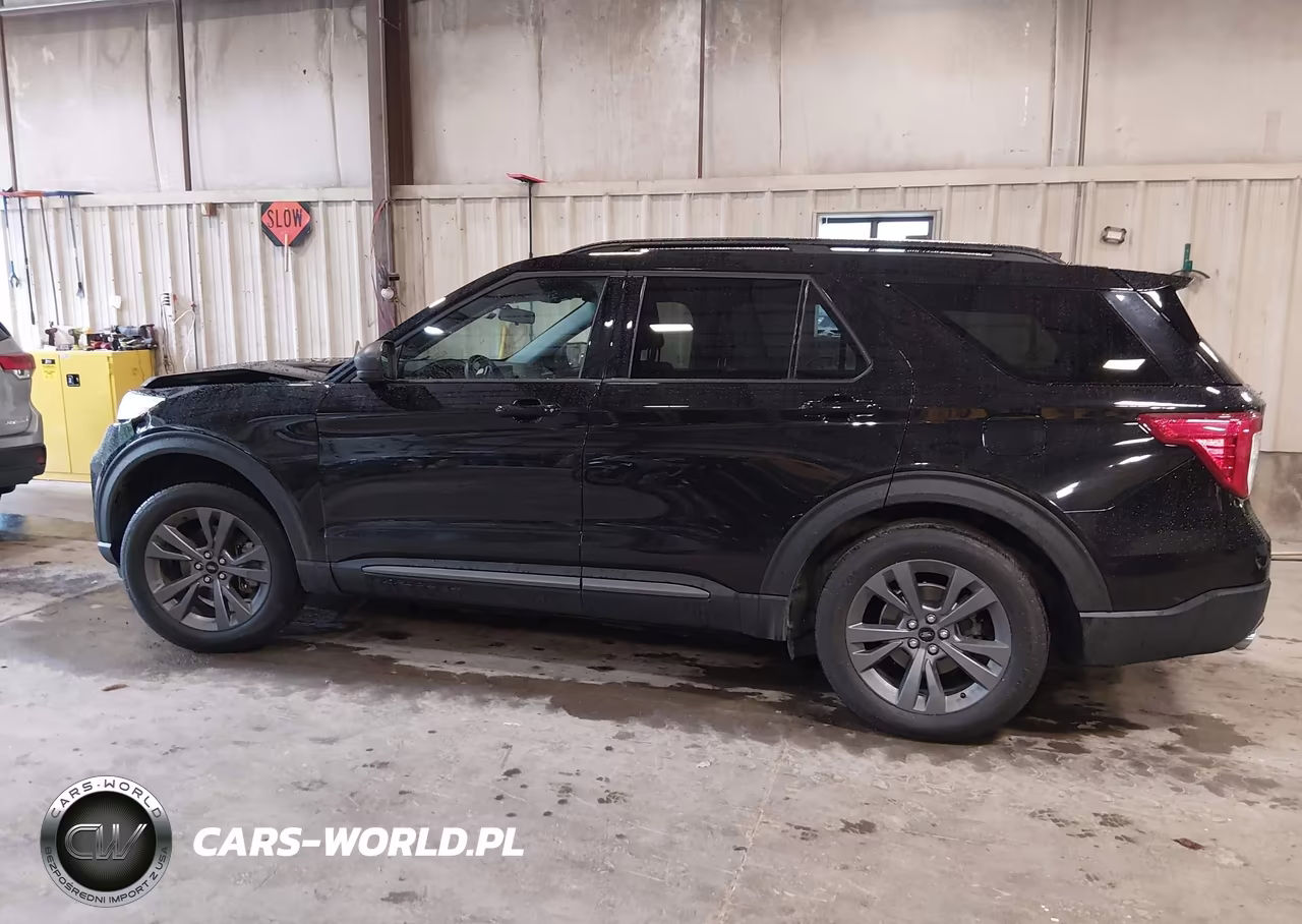 2021 Ford Explorer Xlt VIN:1FMSK8DH8MGA01018 - 14