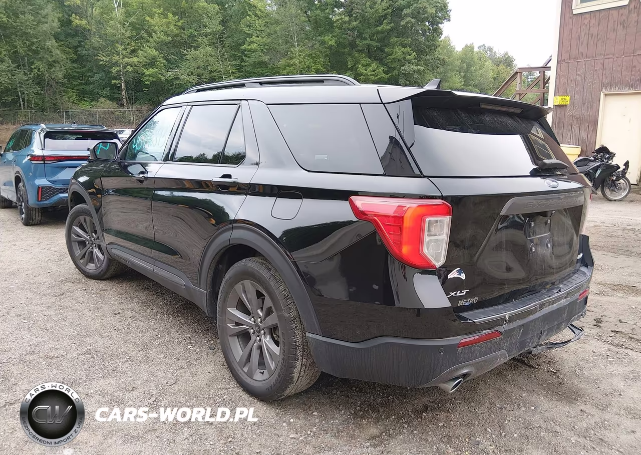 2021 Ford Explorer Xlt VIN:1FMSK8DH8MGA01018 - 3