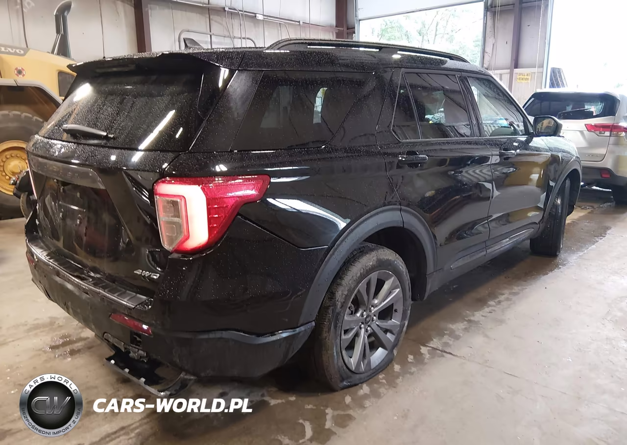 2021 Ford Explorer Xlt VIN:1FMSK8DH8MGA01018 - 4