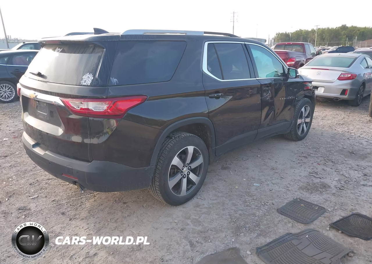 2018 Chevrolet Traverse Lt Leather VIN:1GNEVHKW3JJ123978 - 4