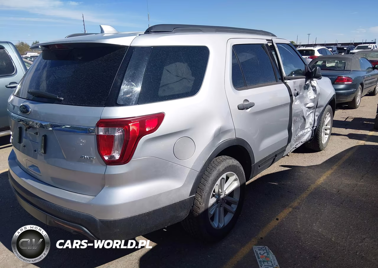 2017 Ford Explorer VIN:1FM5K8B84HGC37266 - 4