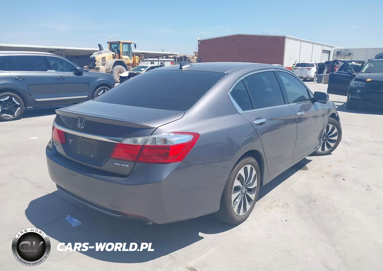 2015 Honda Accord Hybrid Ex-L VIN:1HGCR6F59FA005467 - 4