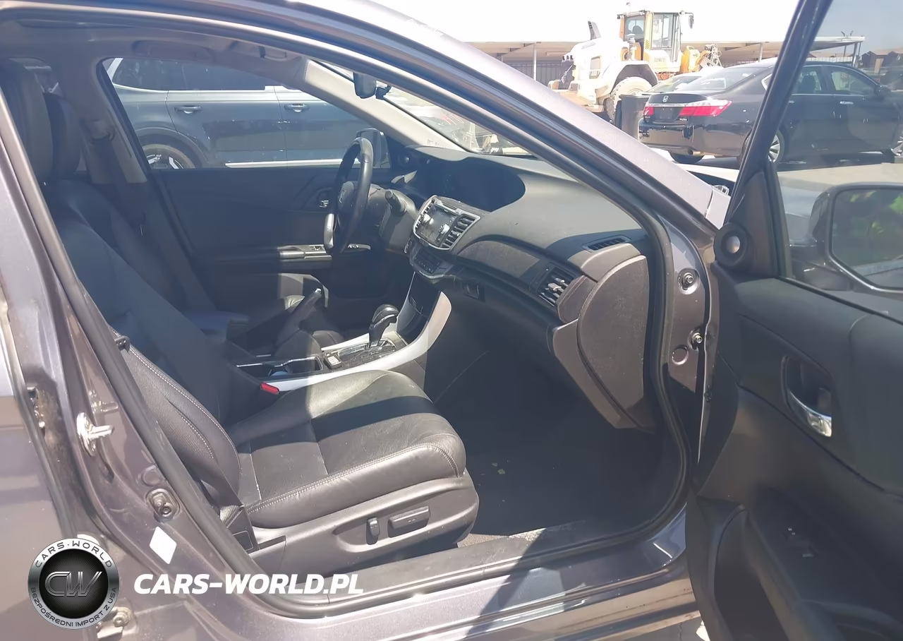 2015 Honda Accord Hybrid Ex-L VIN:1HGCR6F59FA005467 - 5