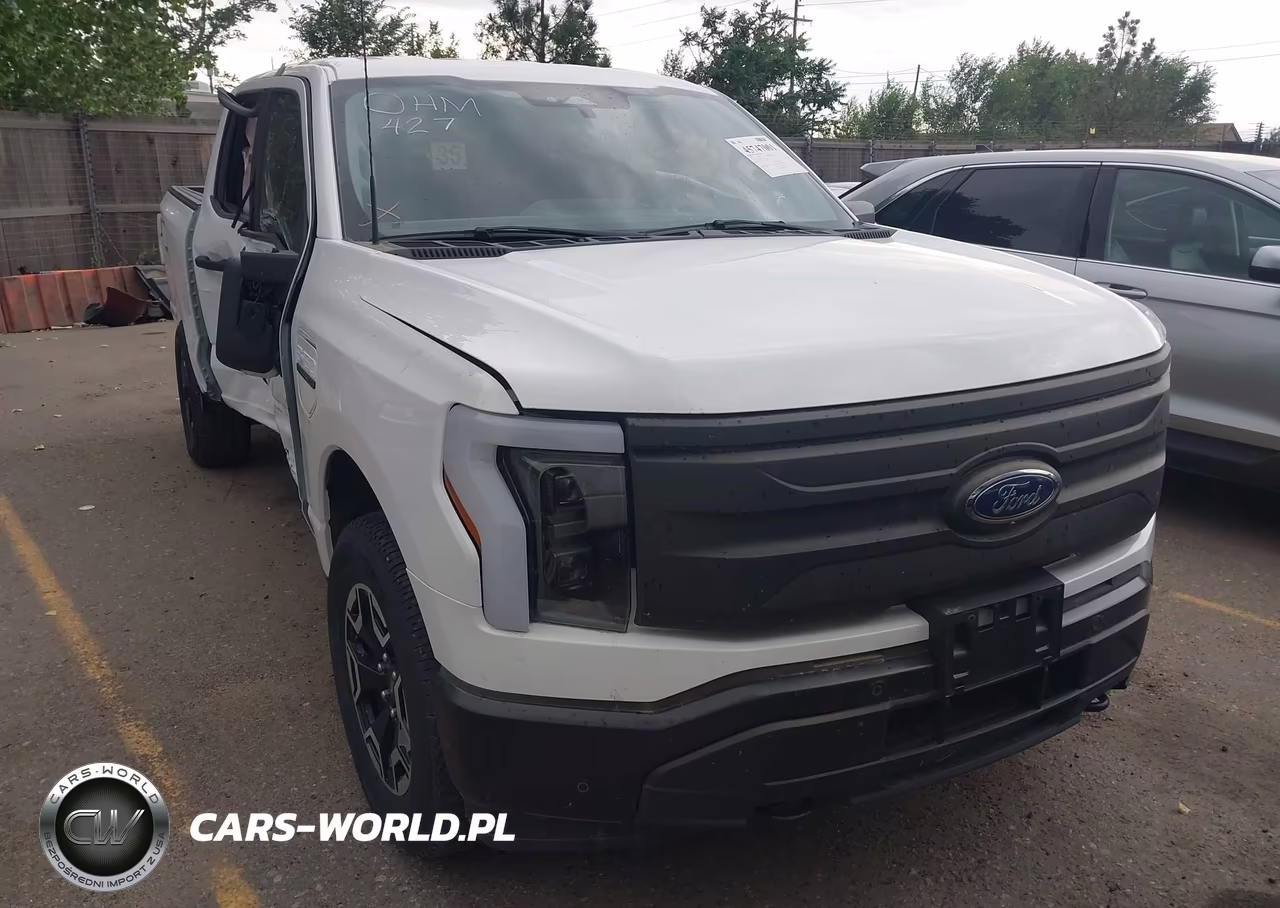 2023 Ford F-150 Lightning Pro – zdjęcie 1 z 18