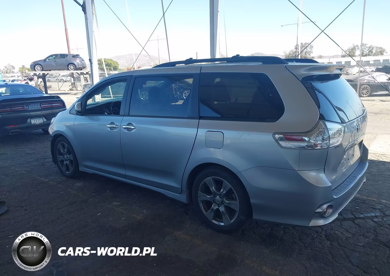 2017 Toyota Sienna Se 8 Passenger VIN:5TDXZ3DC0HS859365 - 15