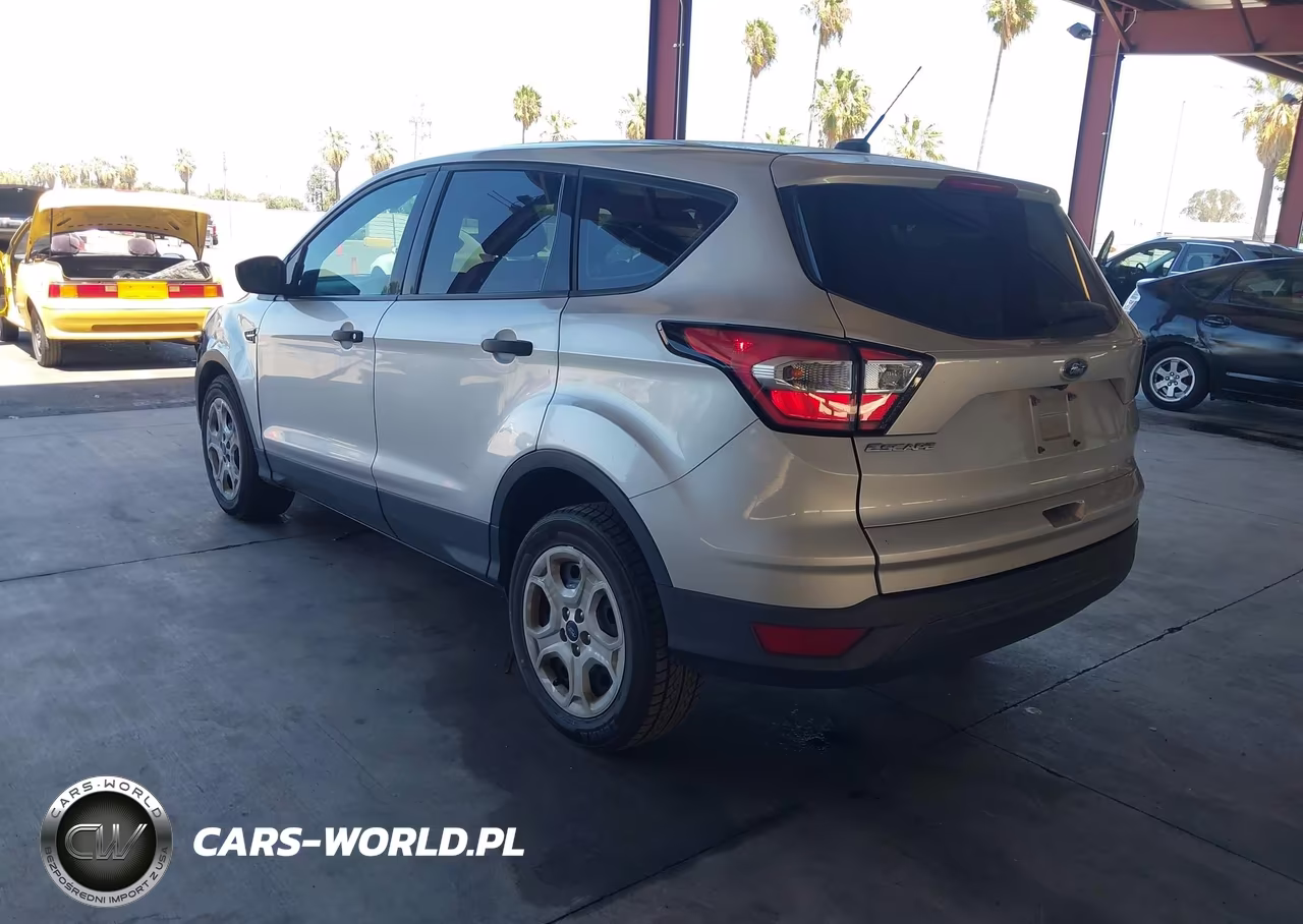 2017 Ford Escape S VIN:1FMCU0F7XHUE55170 - 3