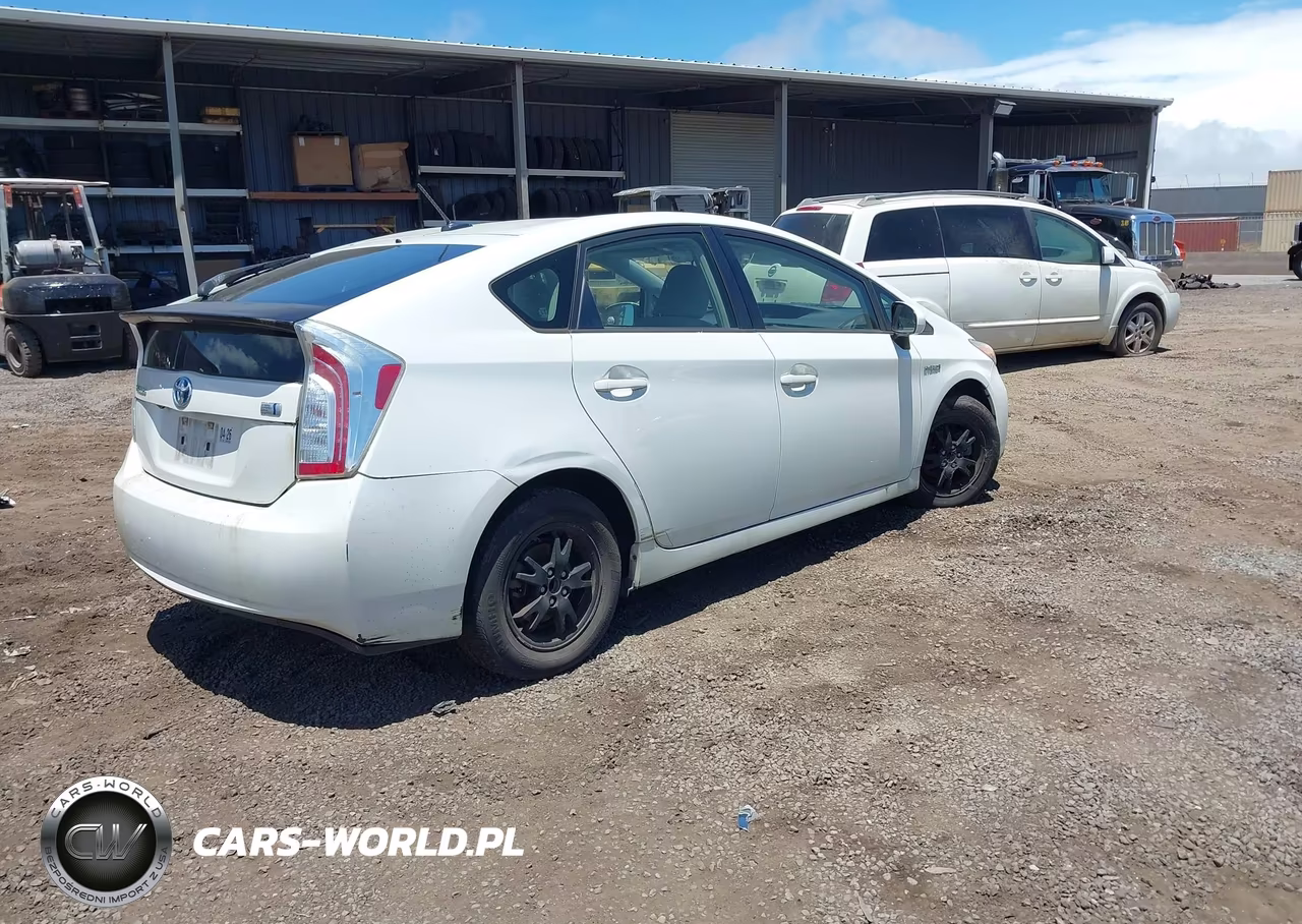 2014 Toyota Prius VIN:JTDKN3DU4E1751502 - 4