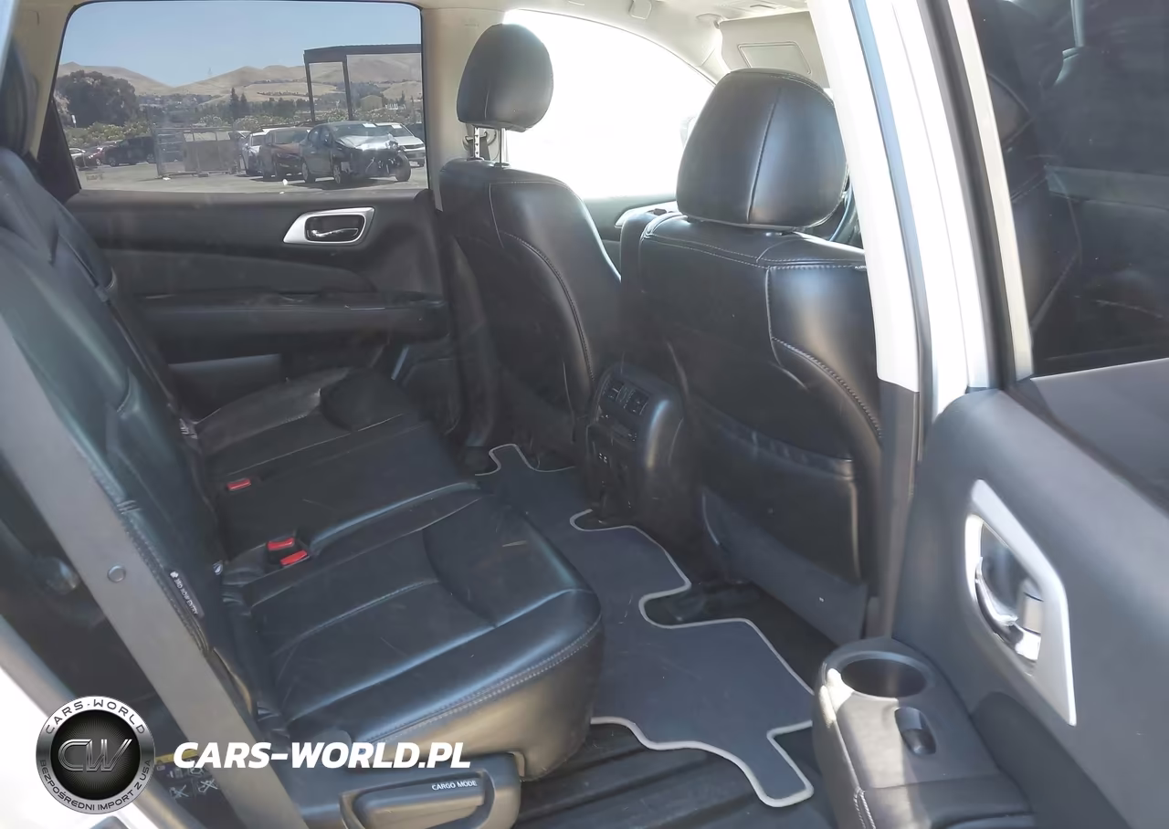 2019 Nissan Pathfinder Sl VIN:5N1DR2MN2KC611900 - 8