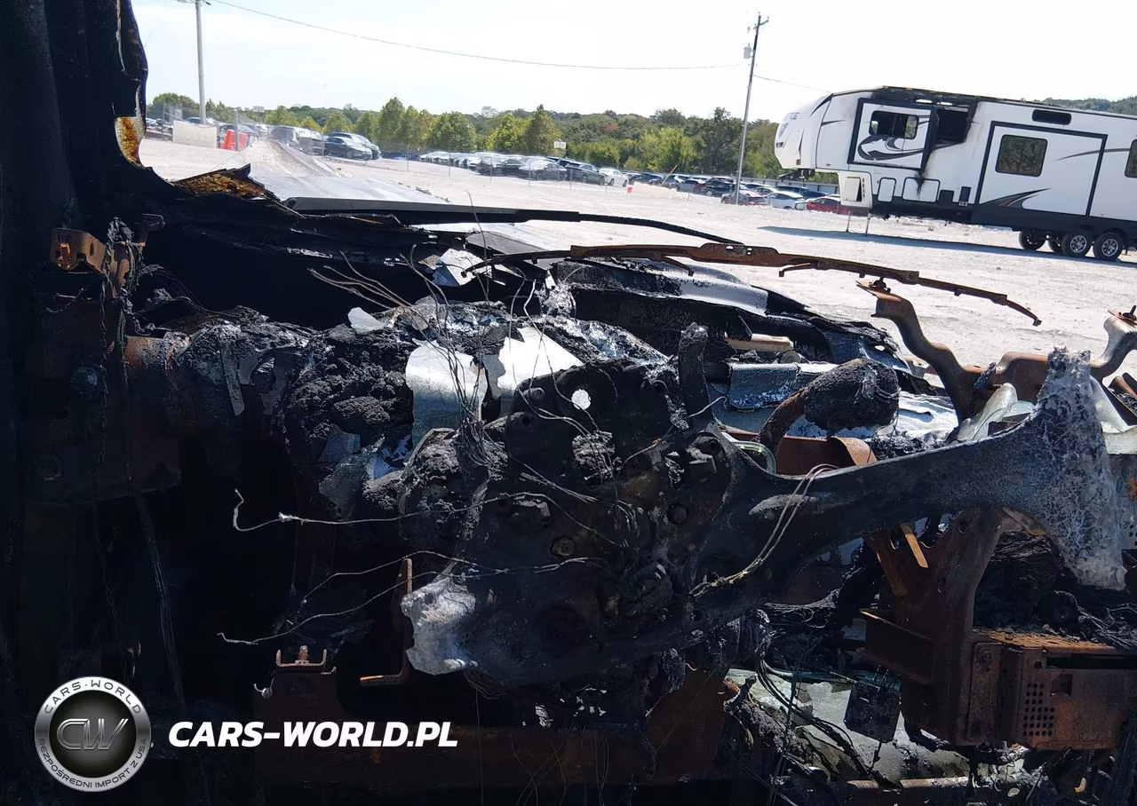 2018 Ford F-550 Chassis Xl VIN:1FDUF5HT4JEB13610 - 6