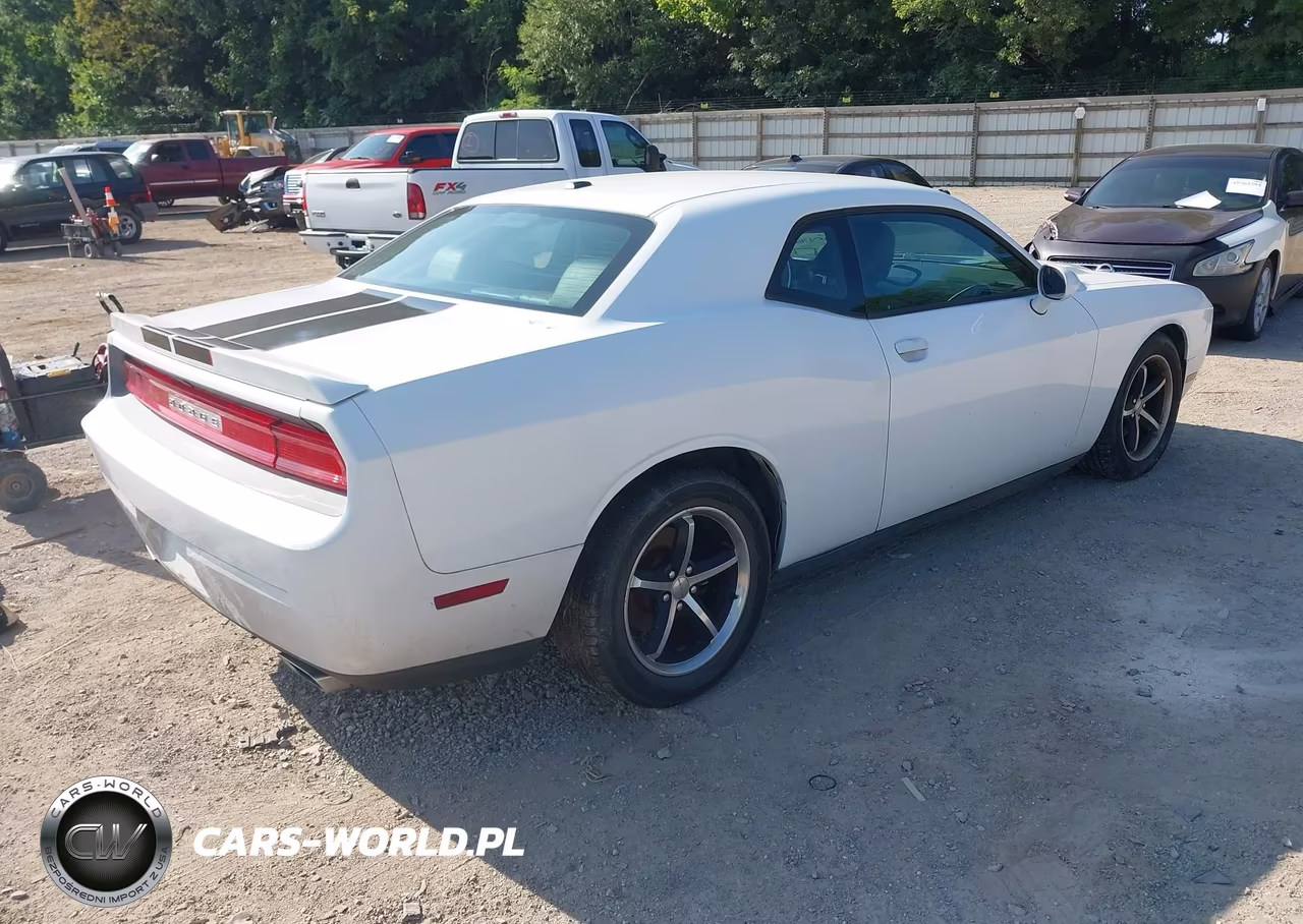2011 Dodge Challenger VIN:2B3CJ4DG6BH602782 - 4