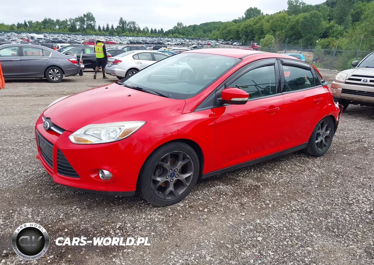 2014 Ford Focus Se VIN:1FADP3K22EL319537 - 2