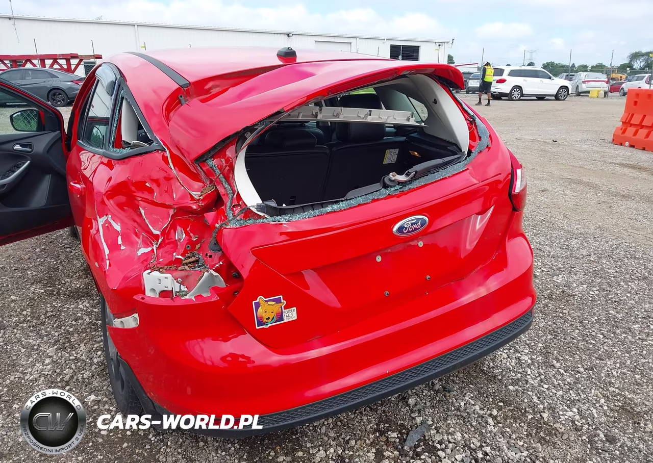 2014 Ford Focus Se VIN:1FADP3K22EL319537 - 6