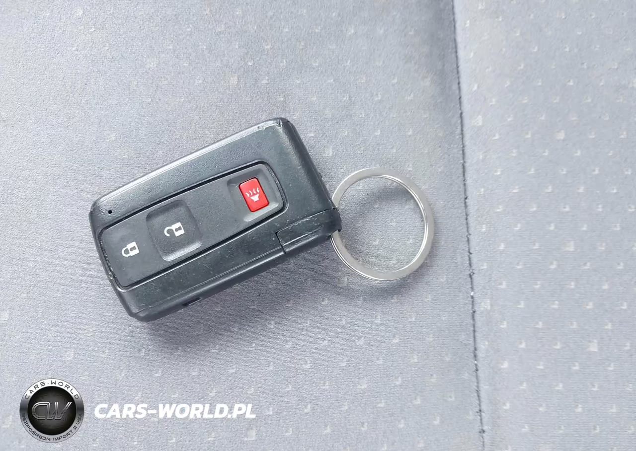 2007 Toyota Prius VIN:JTDKB20U377681757 - 11